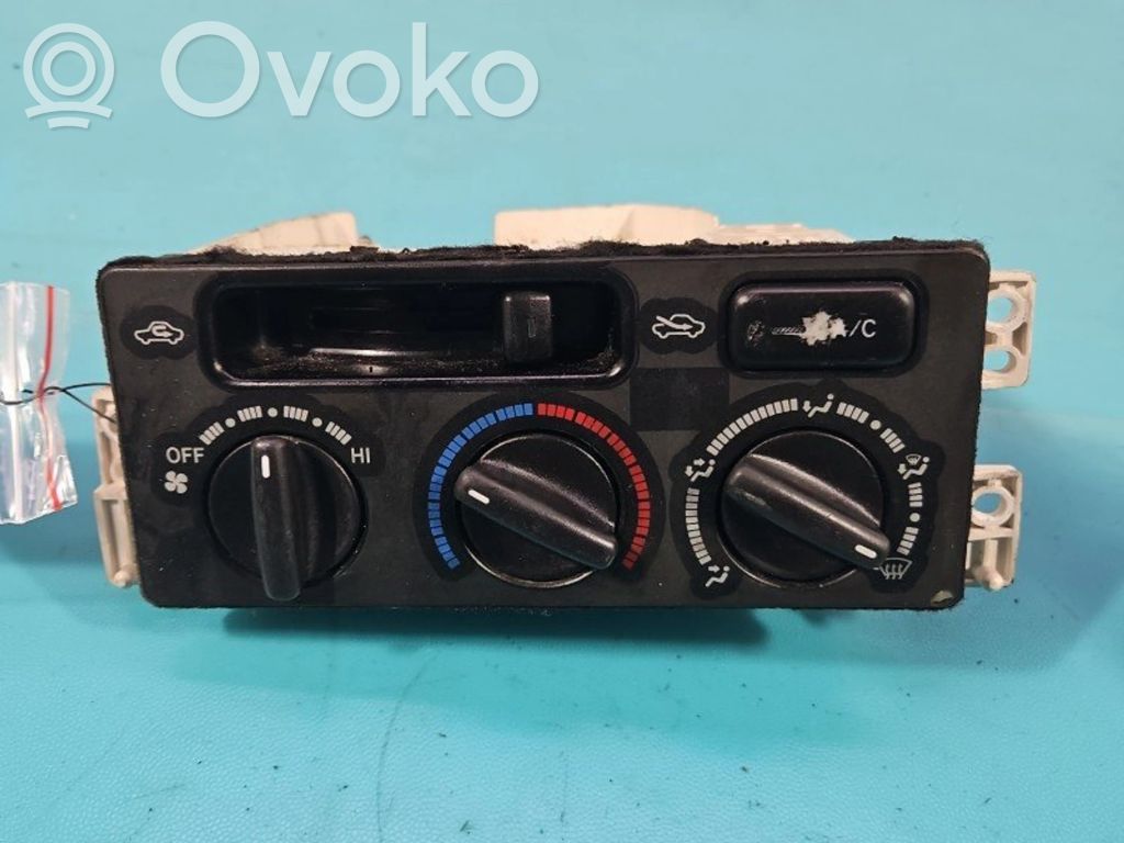 Toyota Avensis T220 Climate control/heater control trim 