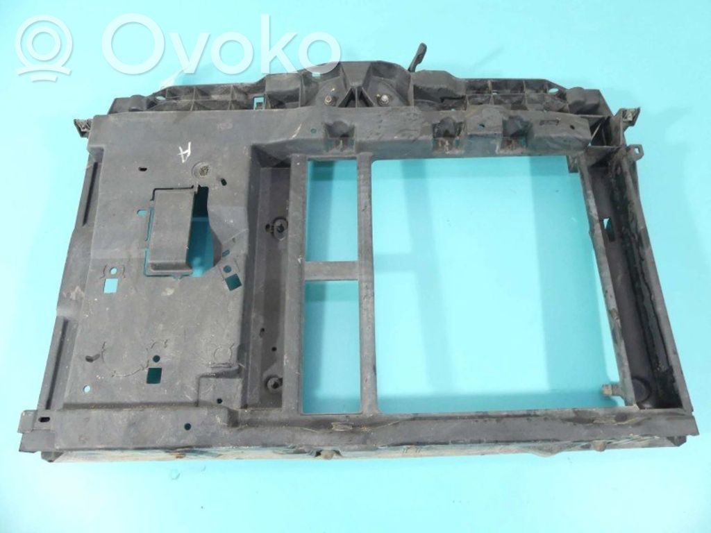 Peugeot 207 Radiatorių panelė 