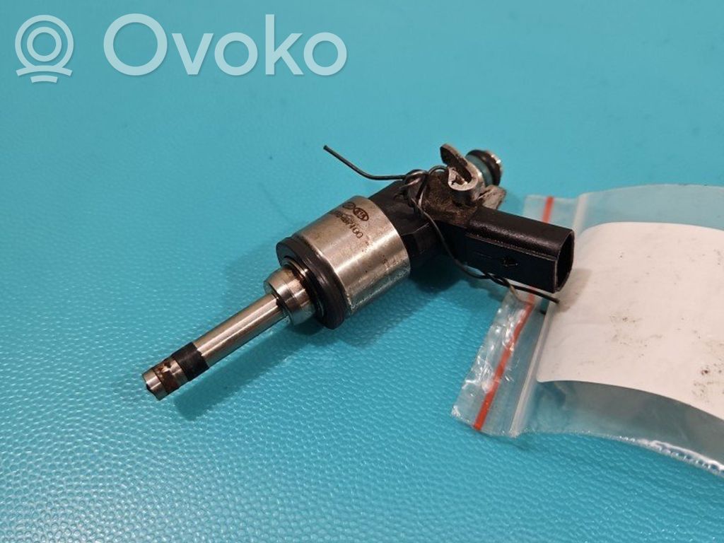 Hyundai i30 Inyector de combustible 