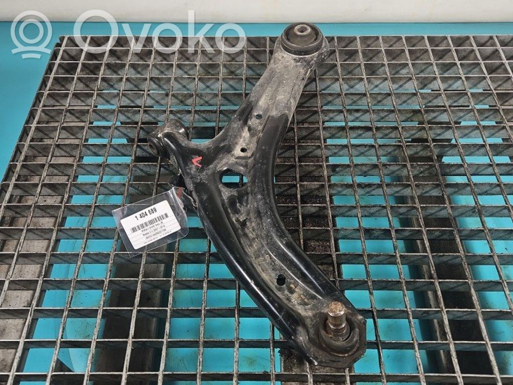 Mazda 2 Triangle bras de suspension inférieur avant