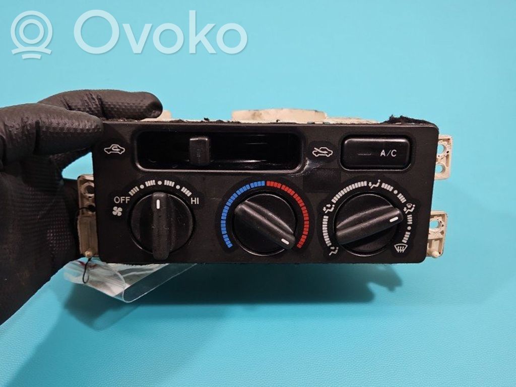 Toyota Avensis T220 Climate control/heater control trim 