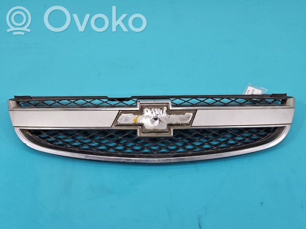 Chevrolet Epica Front bumper upper radiator grill 