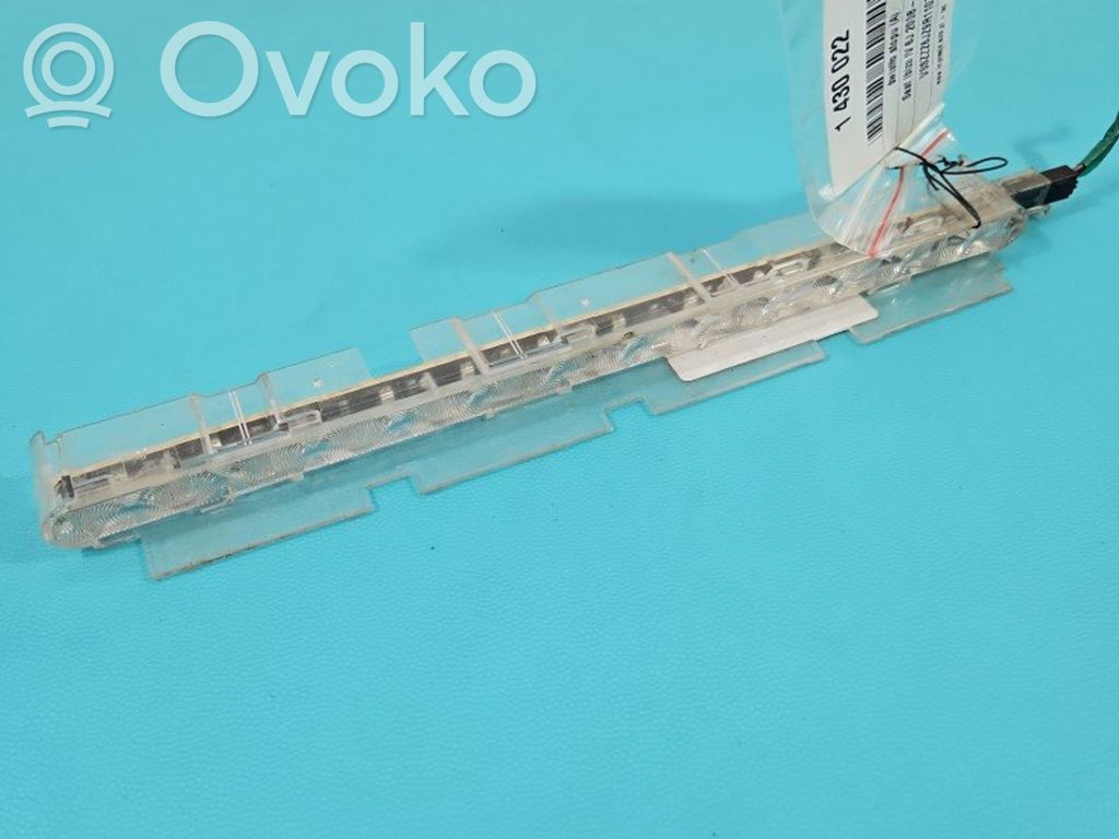 Trzecie światło stop   6J3945097,IMPRK1430022