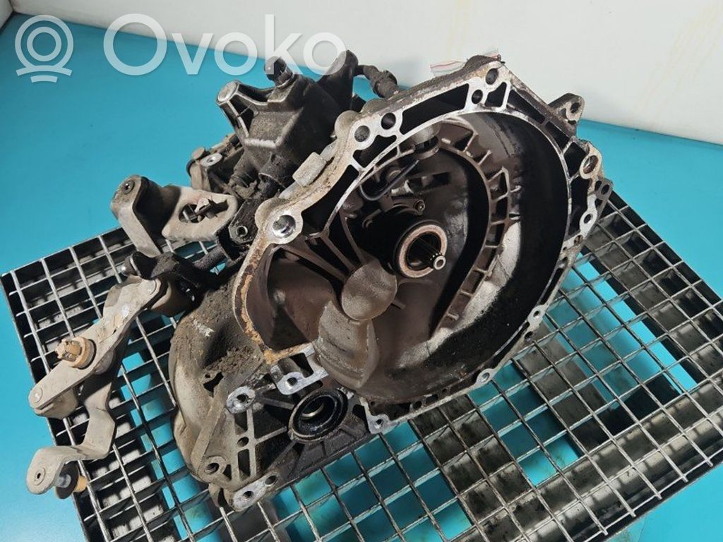 Opel Corsa E Manual 5 speed gearbox 