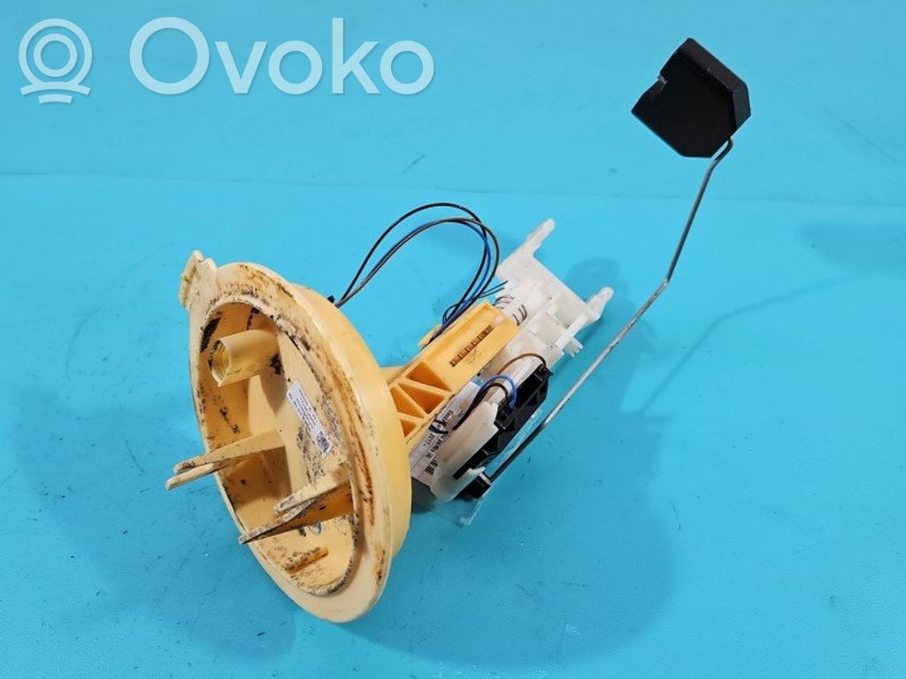 Skoda Karoq Sensor de nivel de combustible 