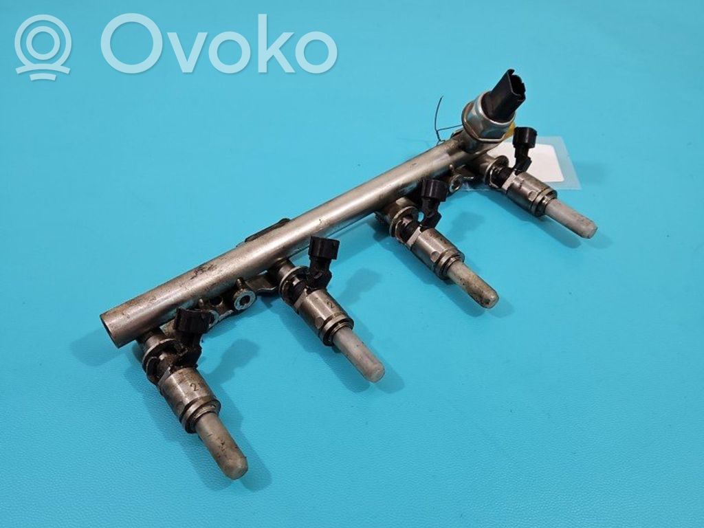Nissan Juke I F15 Injector combustibil 