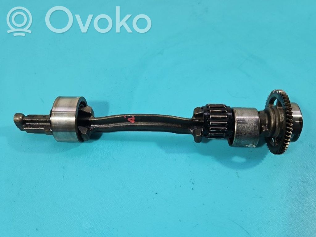 Volkswagen PASSAT B8 Eje de equilibrio 