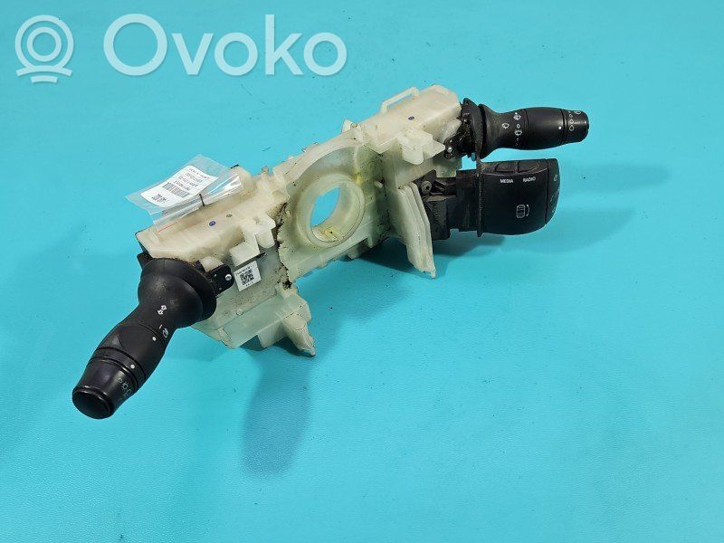 Opel Movano B Bouton interrupteur de commande d'essuie-glace de phare 