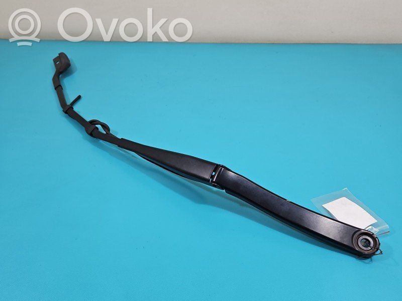 Tesla Model 3 Front wiper blade arm 