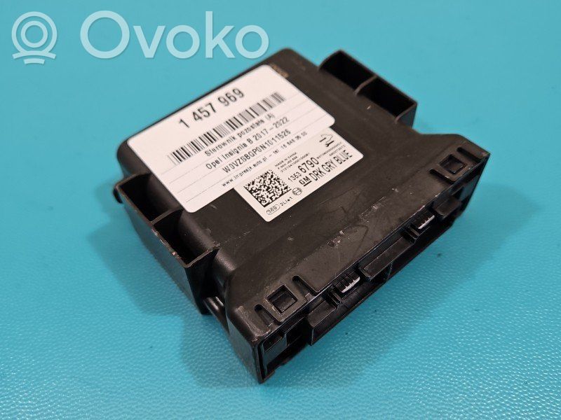 Opel Insignia B Central body control module 