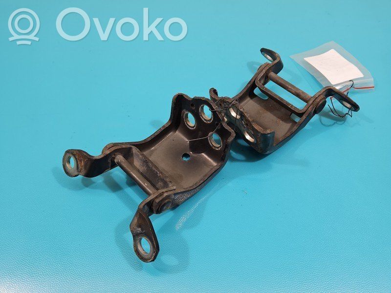 Toyota Land Cruiser (J200) Cerniera portellone posteriore/bagagliaio 