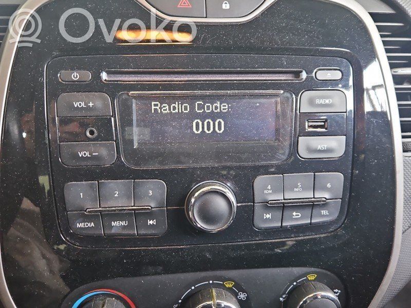 Panel / Radioodtwarzacz CD/DVD/GPS   281156127R,IMPRK1461503,269779