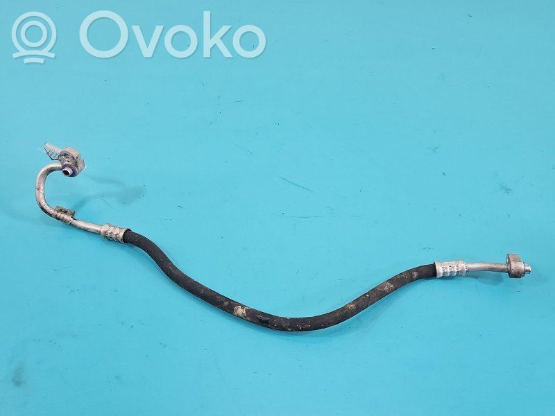 BMW X3 G01 Ilmastointilaitteen putki (A/C) 