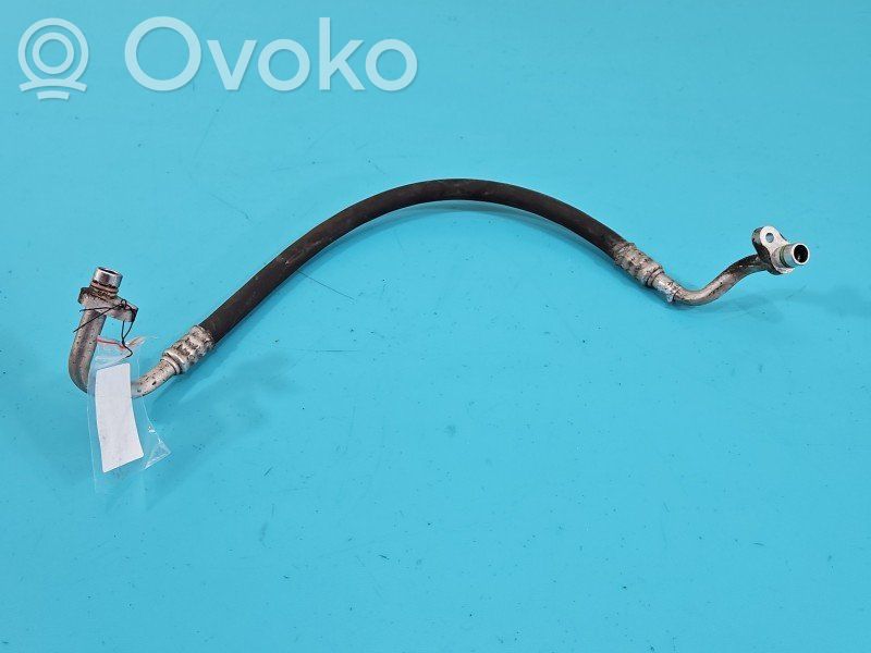 Renault Clio IV Ilmastointilaitteen putki (A/C) 