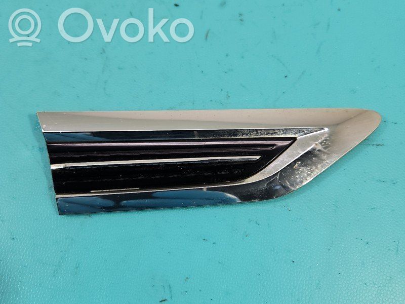 Volkswagen Tiguan Garniture pour voûte de roue avant