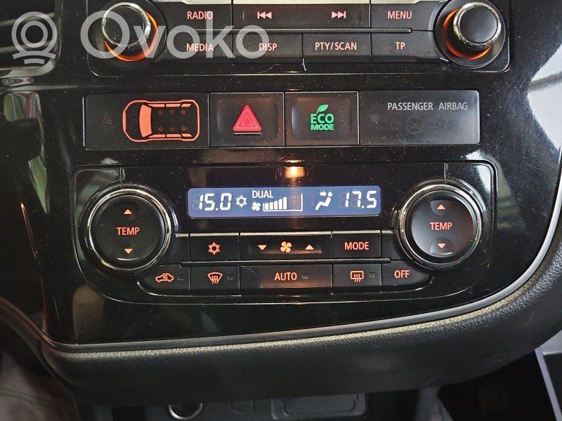 Mitsubishi Outlander Panel klimatyzacji / Ogrzewania 