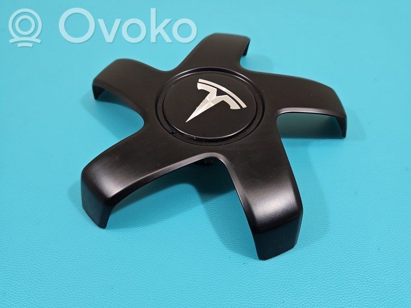 Tesla Model 3 Tarvikepölykapseli 