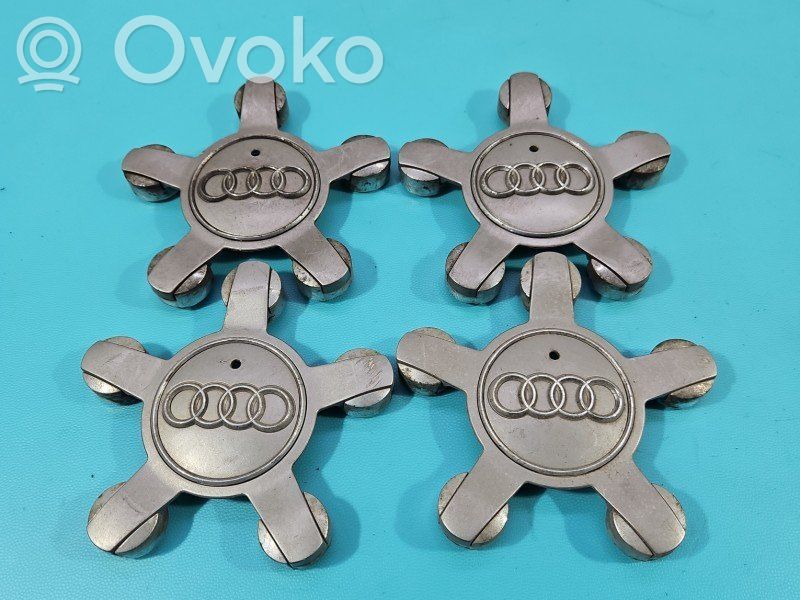Audi A5 8T 8F Capac roată original 