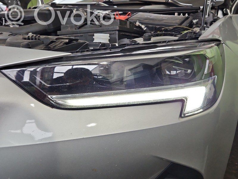 Opel Insignia B Scheinwerfer 