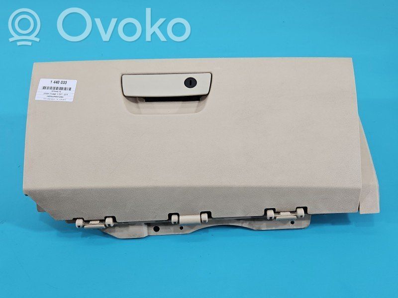 Schowek deski rozdzielczej   L0050457,IMPRK1440033