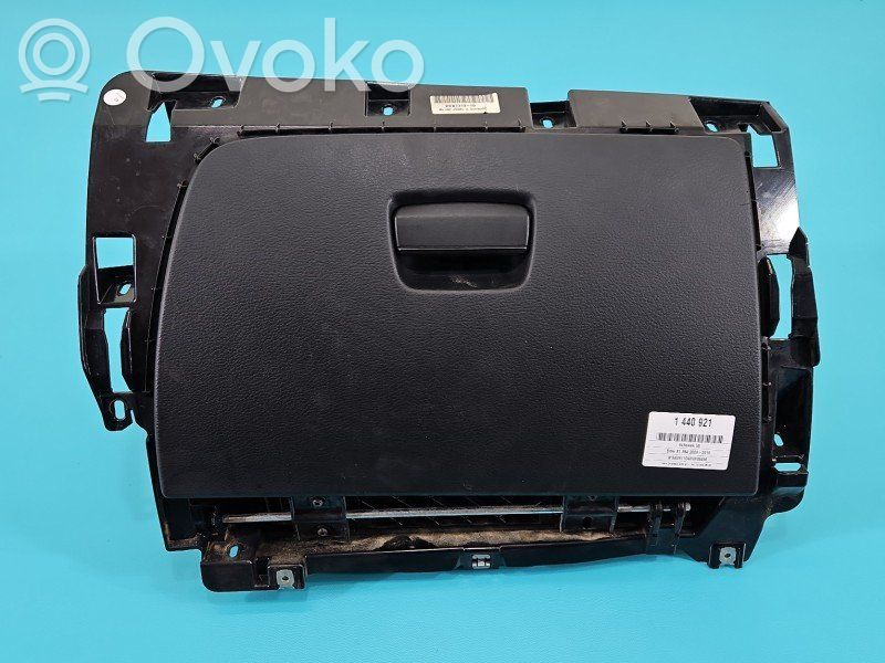 BMW X1 E84 Glove box 