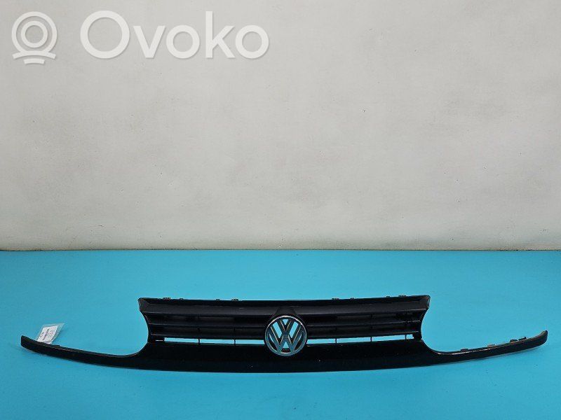 Volkswagen Golf III Maskownica / Grill / Atrapa górna chłodnicy 