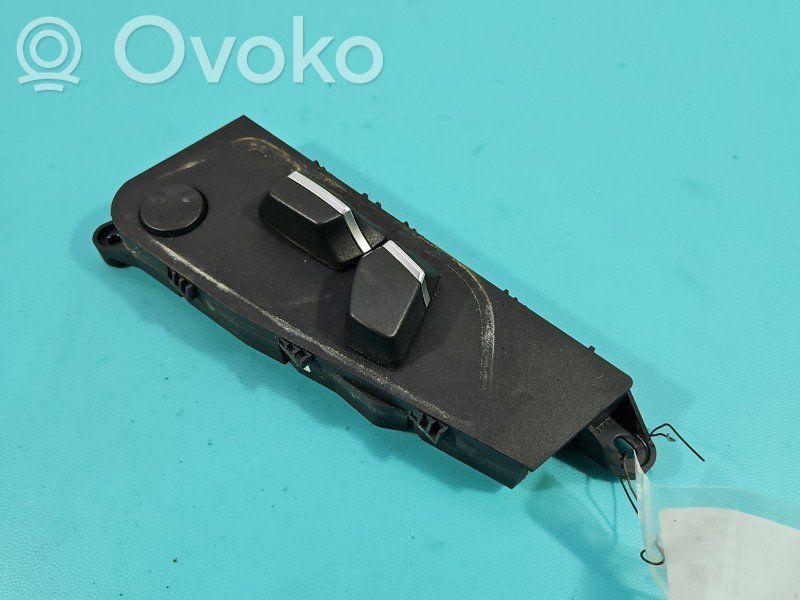 BMW 5 F10 F11 Interruttore di controllo del sedile
