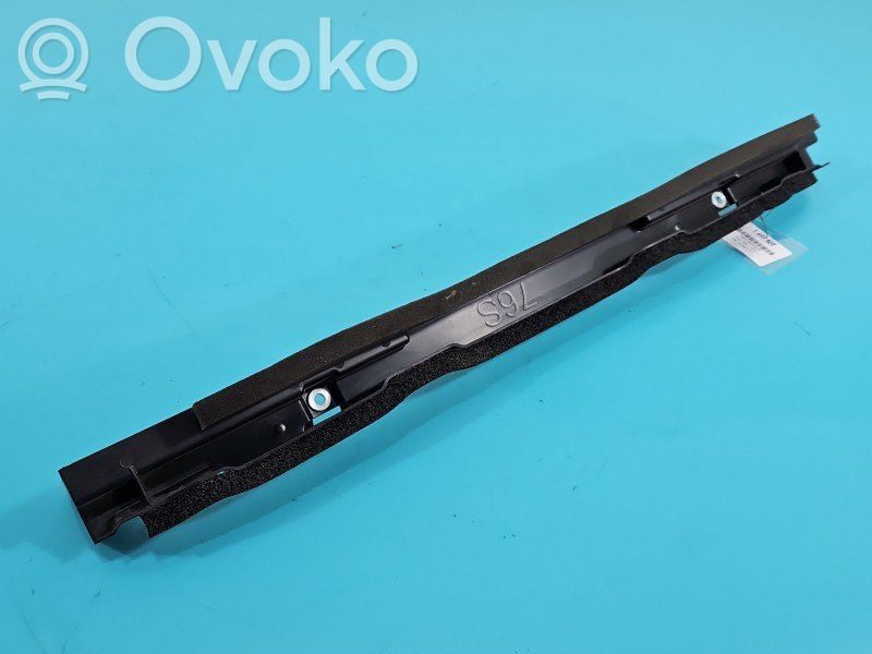Suzuki Vitara (LY) Parte del condotto di aspirazione dell'aria