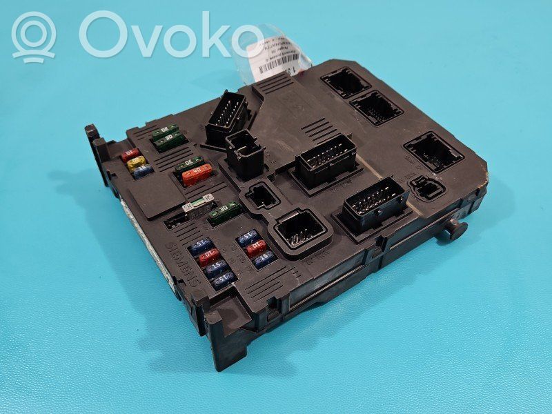 Peugeot 206 Central body control module 
