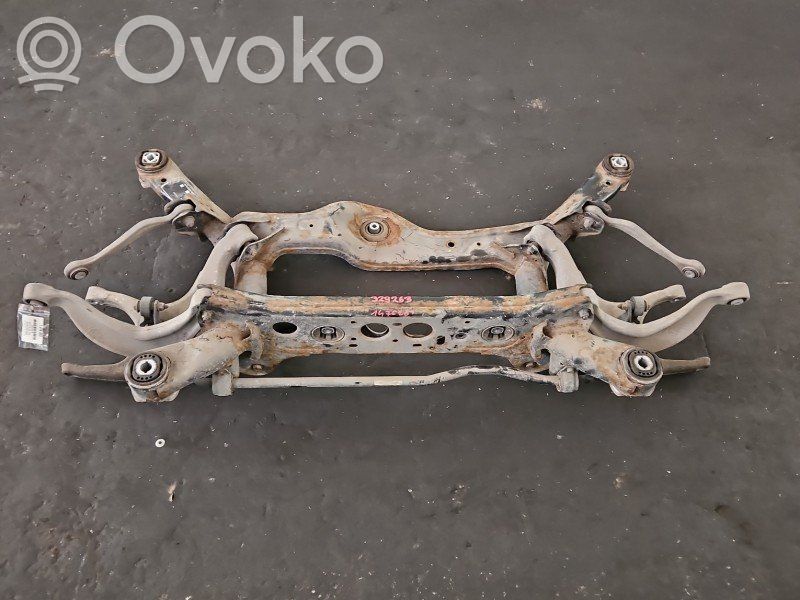 Audi A7 S7 4G Belka osi tylnej 