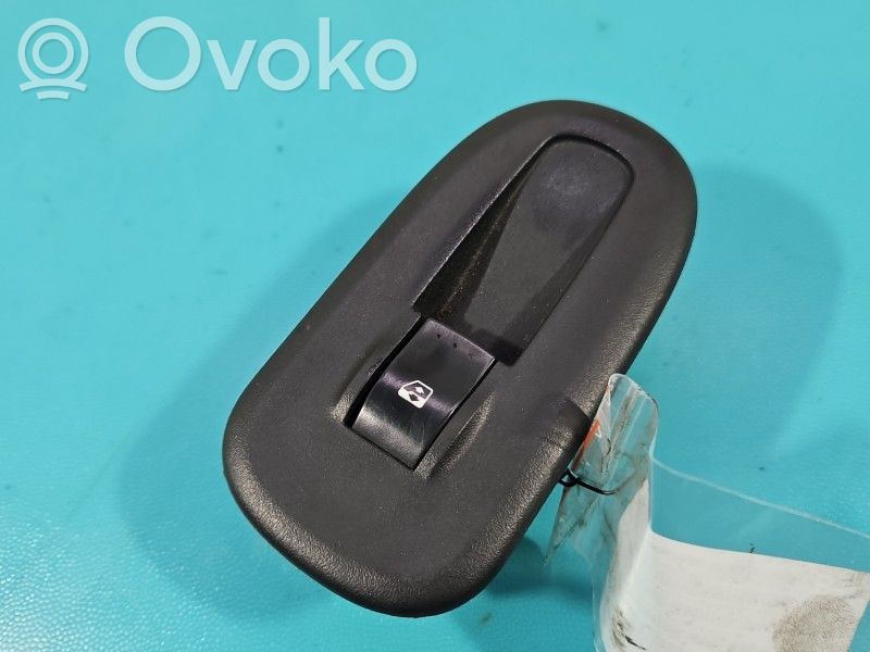 Electric window control switch   8200548968,IMPRK1530571