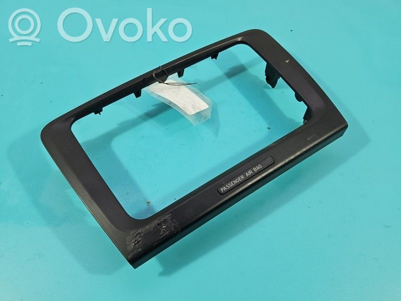 Skoda Superb B6 (3T) Ornament bord 