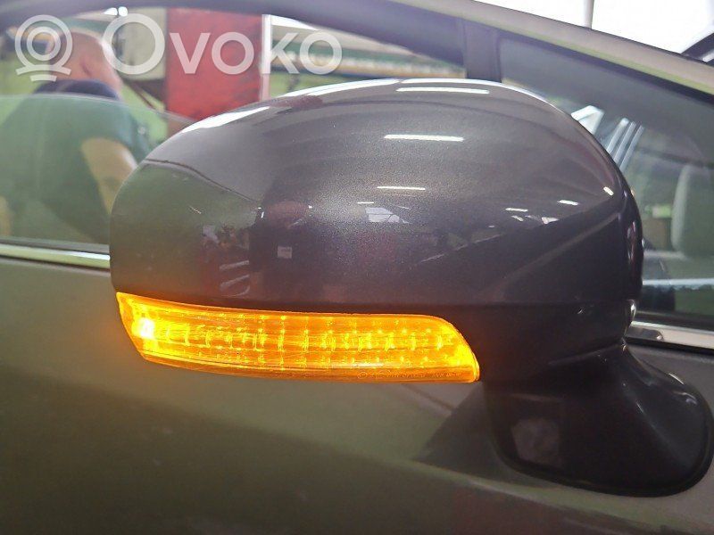 Toyota Avensis T270 Rétroviseur électrique de porte avant