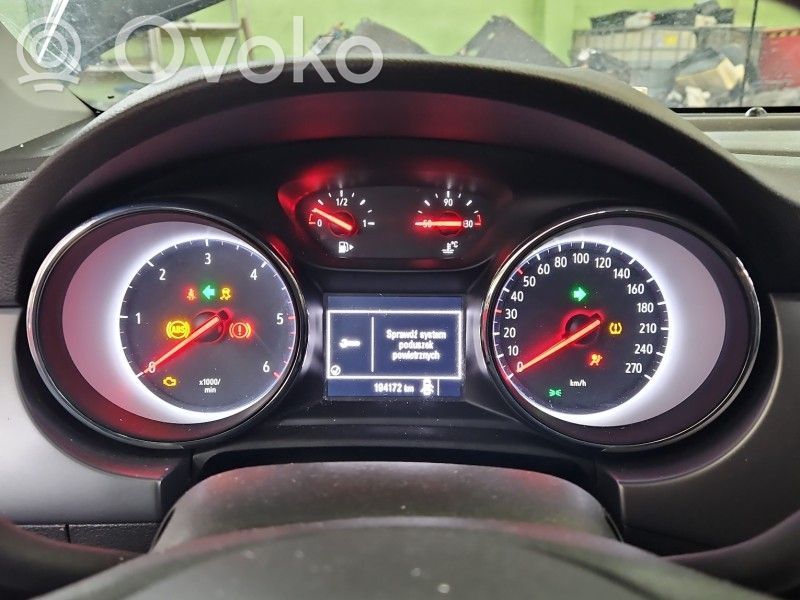 Opel Astra K Licznik / Prędkościomierz 