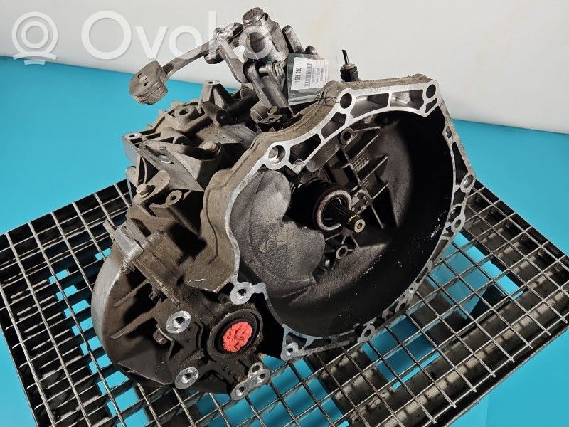 Opel Astra K Scatola del cambio manuale a 5 velocità 