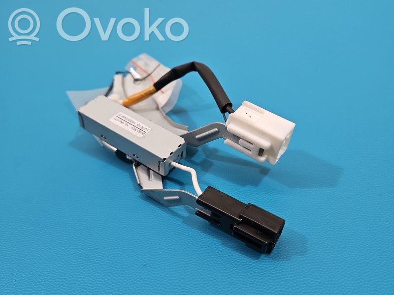 Lexus NX Antenă radio 