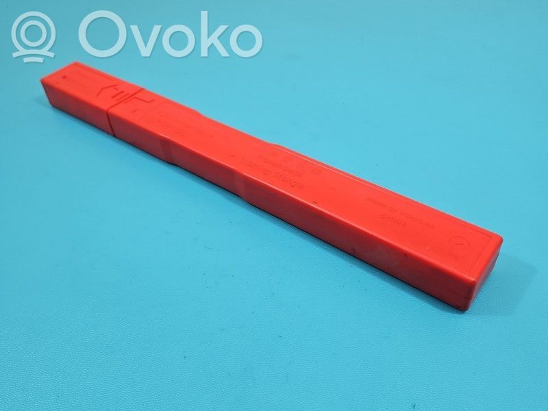 BMW iX3 G08 Triangle d'avertissement 