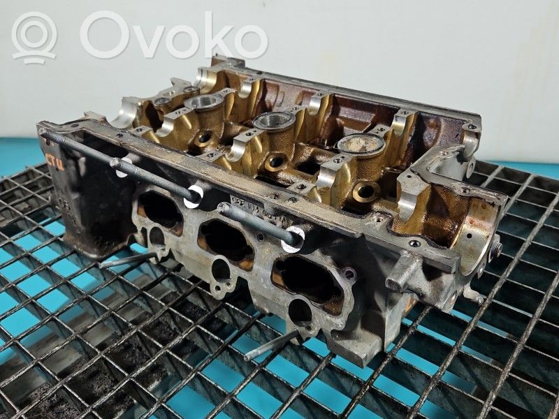 Audi Q5 SQ5 8R Engine head 
