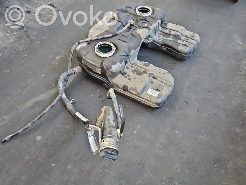 BMW X6 E71 Degalų bakas 