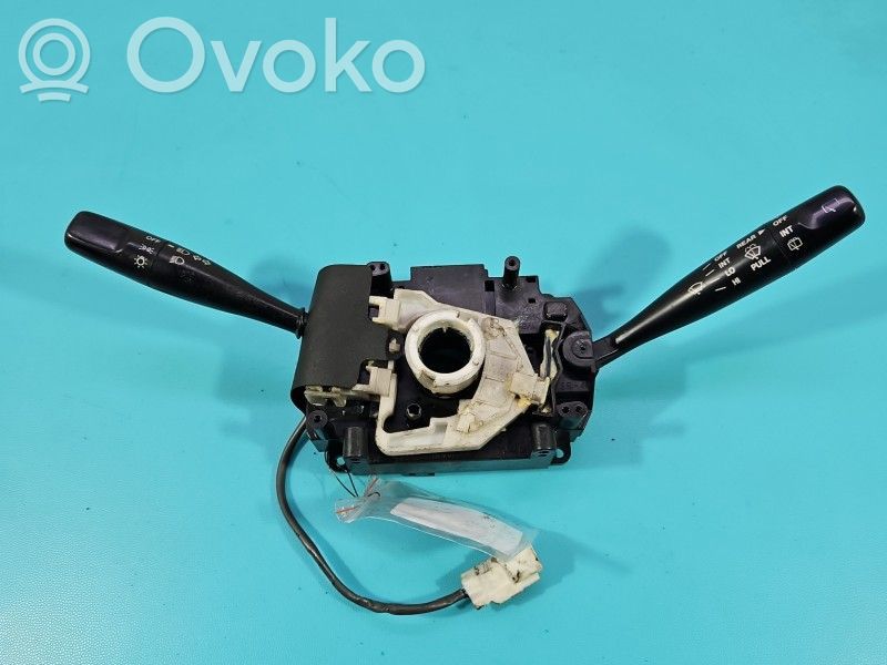 Suzuki Jimny Bouton interrupteur de commande d'essuie-glace de phare