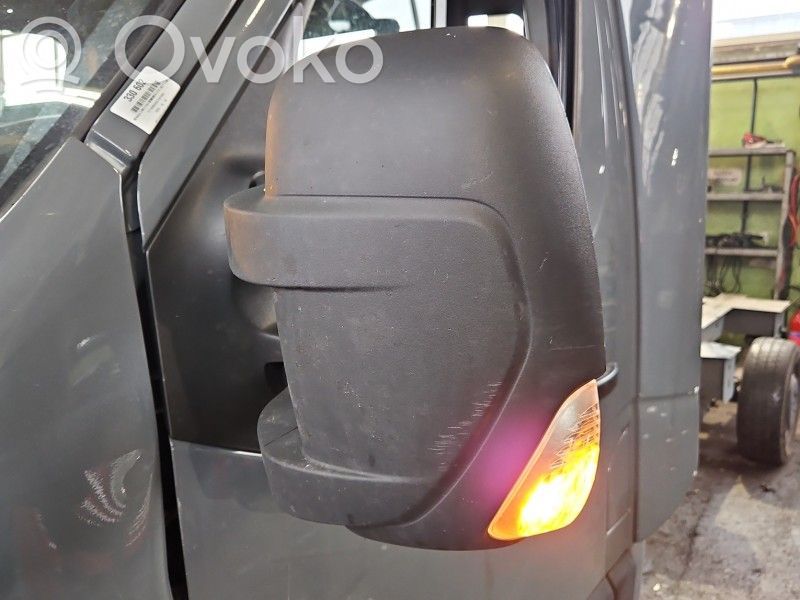 Renault Master III Specchietto retrovisore elettrico portiera anteriore 