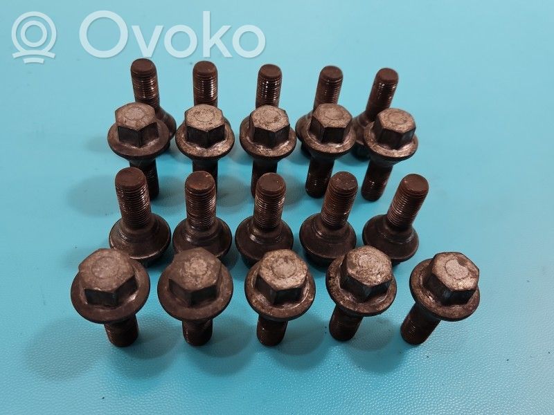 Mutterit/pultit   IMPRK1522646
