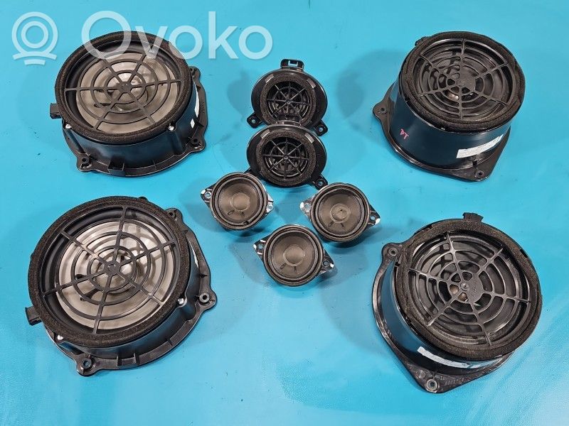 Audi Q7 4L Etuoven kaiutin 