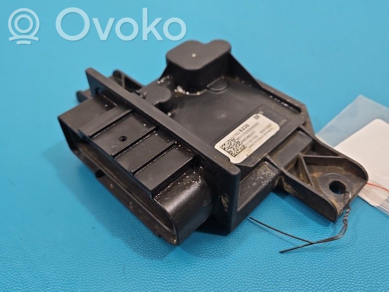Opel Insignia B Central body control module 