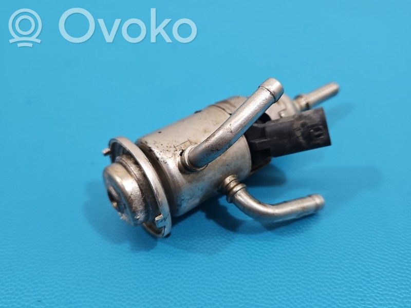 BMW 5 G30 G31 G38 Inyector de combustible 