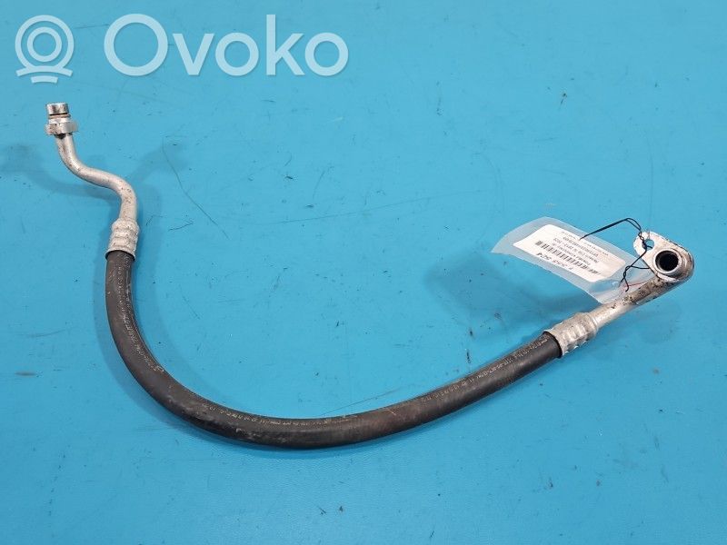 Renault Clio IV Ilmastointilaitteen putki (A/C) 