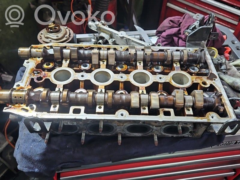 Opel Astra J Engine head 