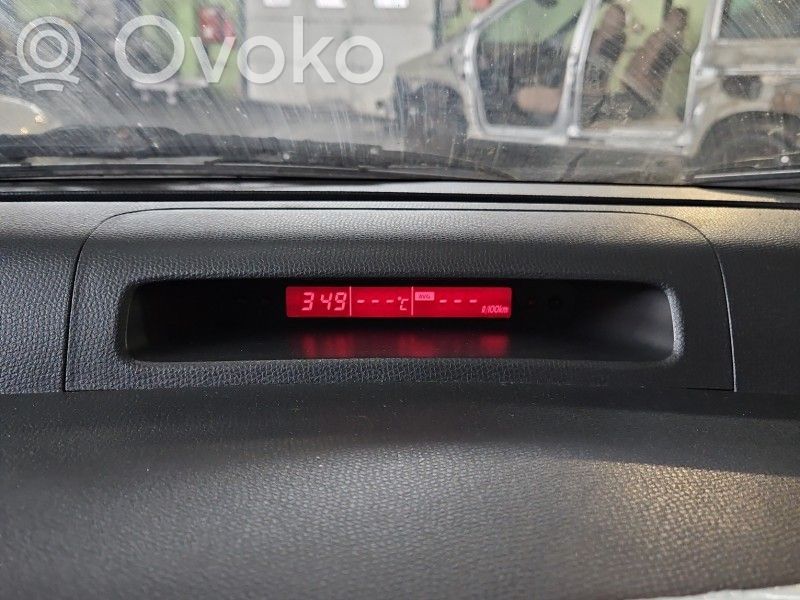 Suzuki Swift I Pantalla/monitor/visor 