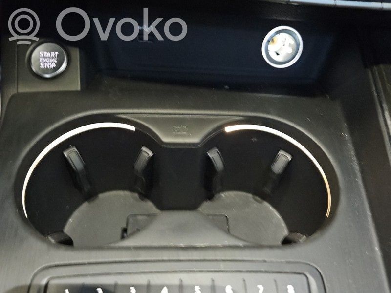 Audi A4 S4 B9 8W Suport pahare 
