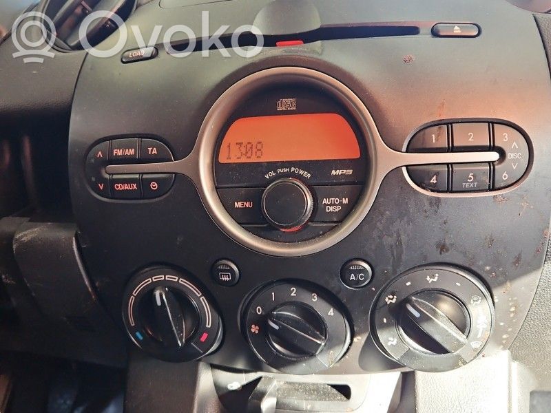 Mazda 2 Radio / CD-Player / DVD-Player / Navigation 
